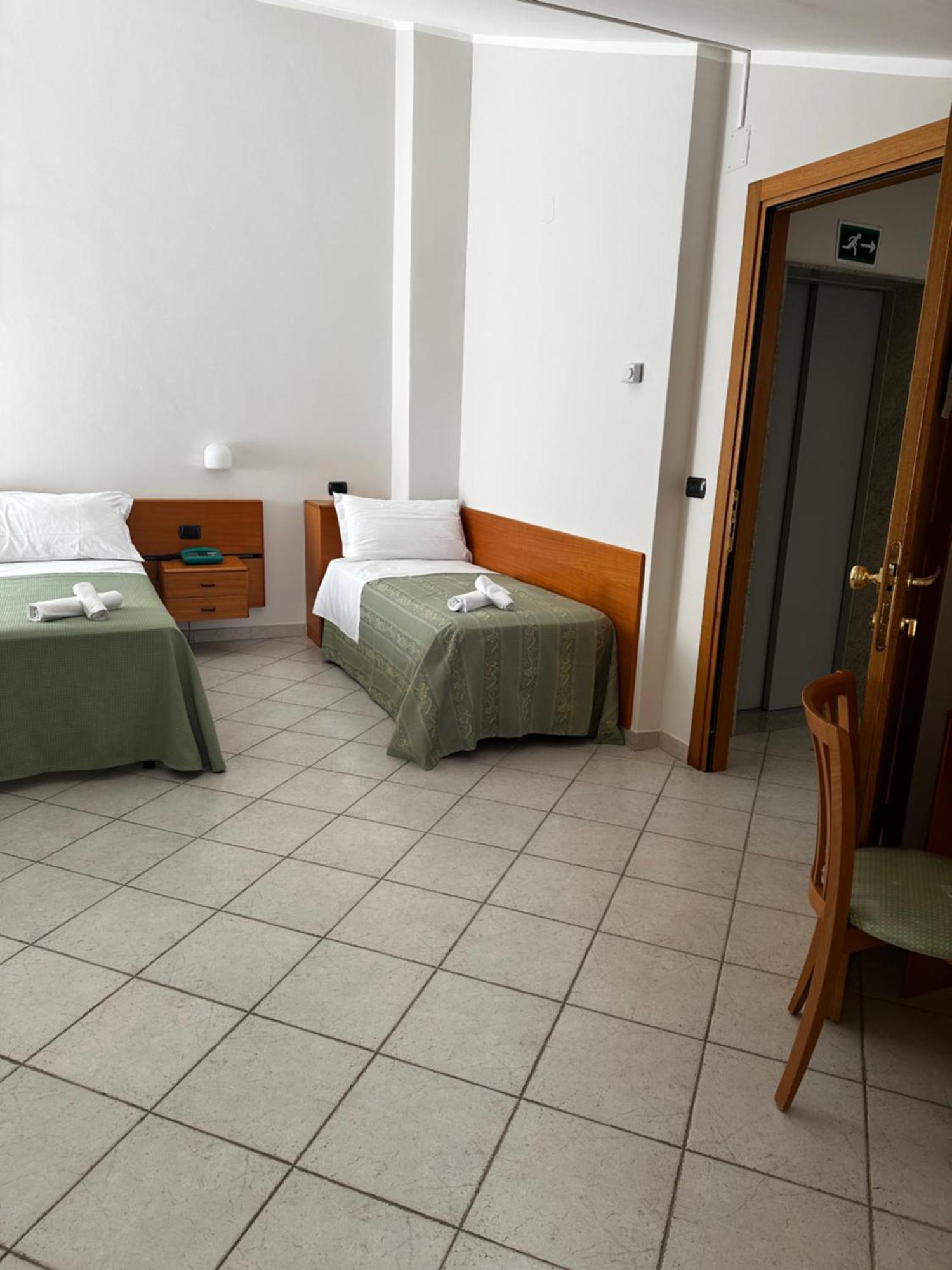 Hotel San Francesco San Giovanni Rotondo Buitenkant foto